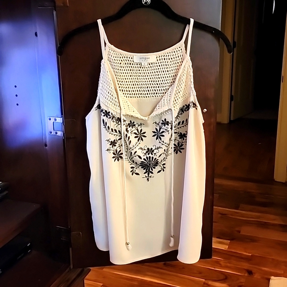 Umgee Tank
